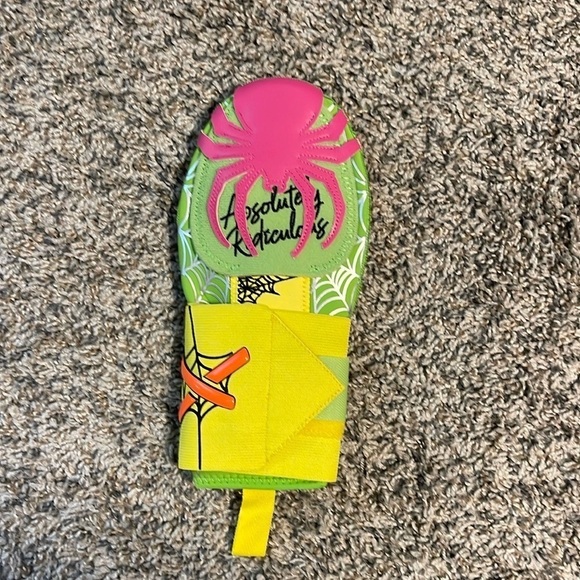 Aria Absolutely Ridiculous Venom Sliding Mitt Standard Size Baseball Softball - Picture 2 of 6